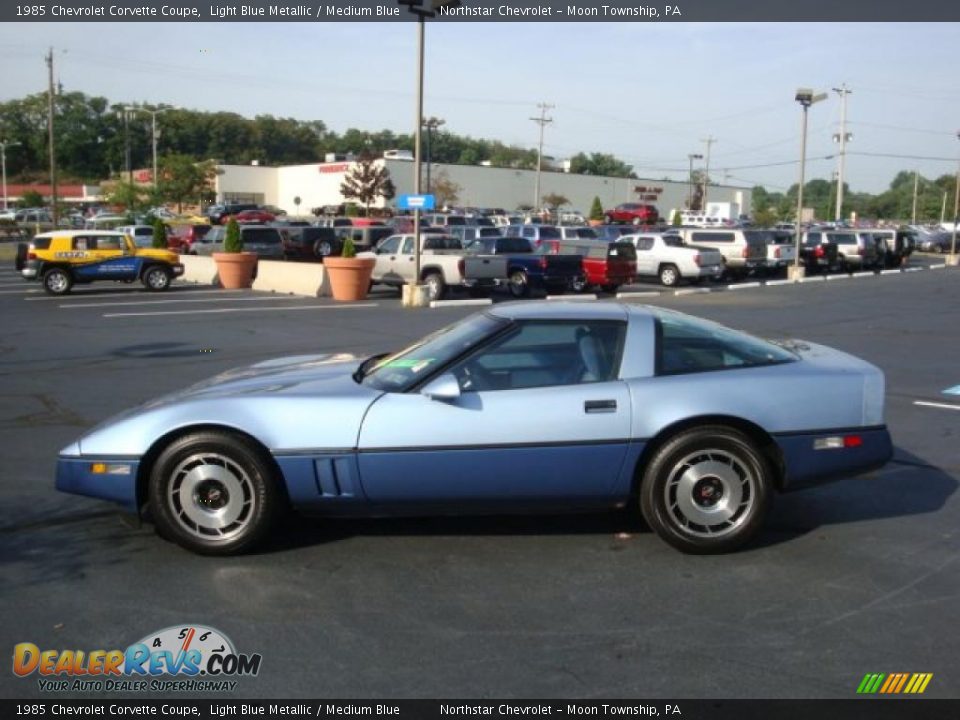 1985 Chevrolet Corvette Coupe Light Blue Metallic / Medium Blue Photo #6