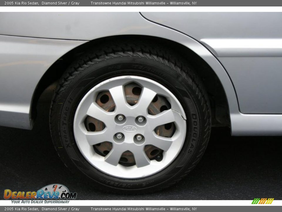 2005 Kia Rio Sedan Diamond Silver / Gray Photo #11