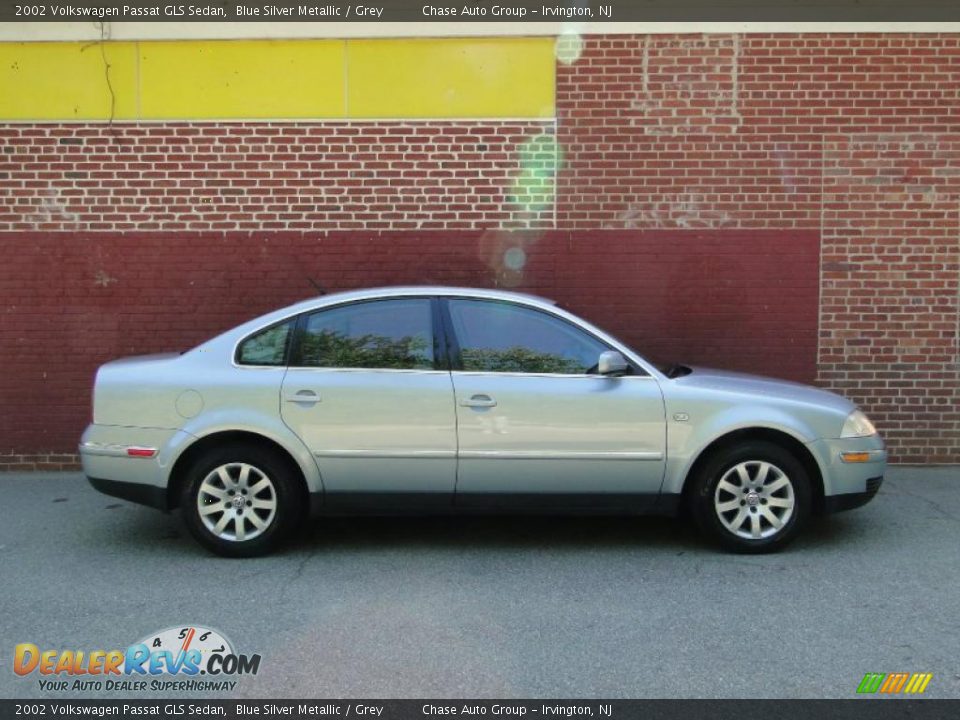2002 Volkswagen Passat GLS Sedan Blue Silver Metallic / Grey Photo #3