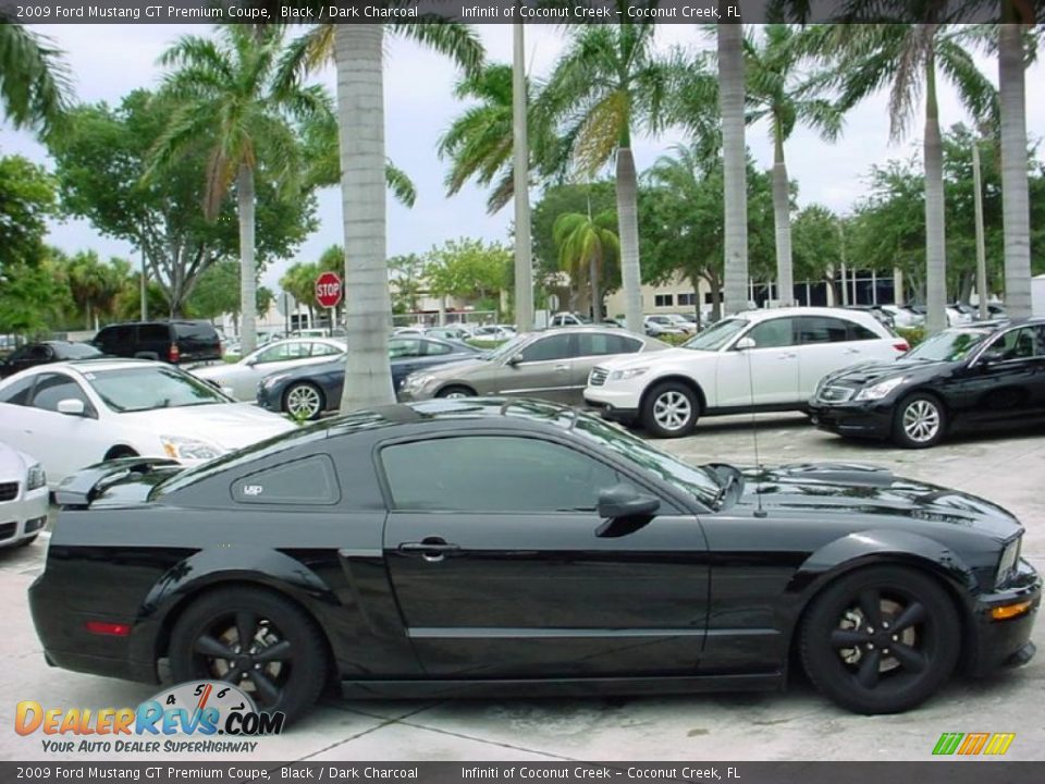2009 Ford Mustang GT Premium Coupe Black / Dark Charcoal Photo #3