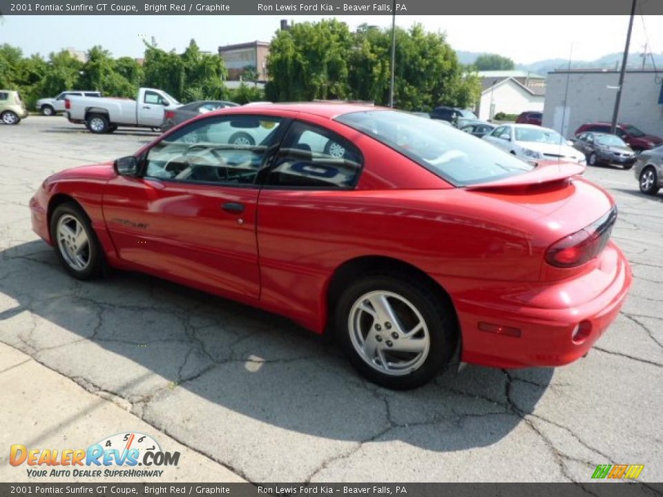 2001 Pontiac Sunfire GT Coupe Bright Red / Graphite Photo #7