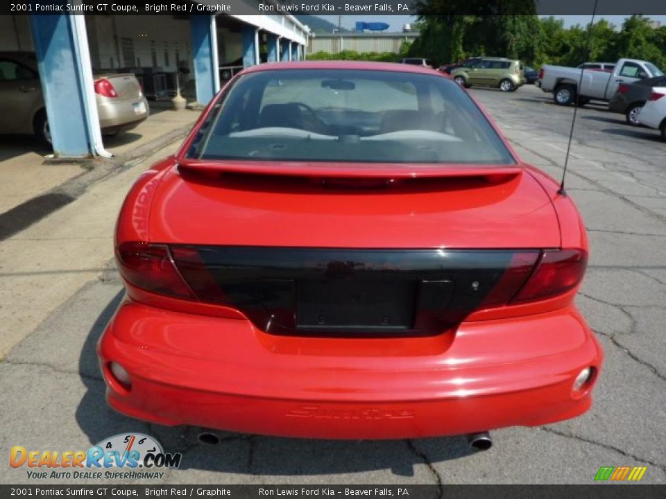 2001 Pontiac Sunfire GT Coupe Bright Red / Graphite Photo #9