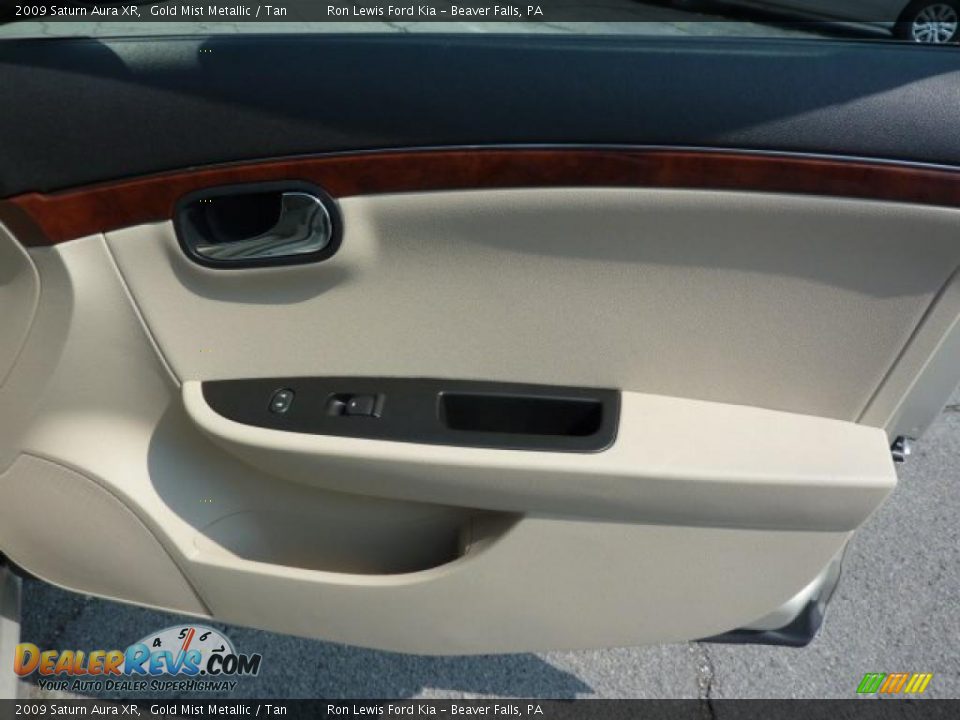 2009 Saturn Aura XR Gold Mist Metallic / Tan Photo #22