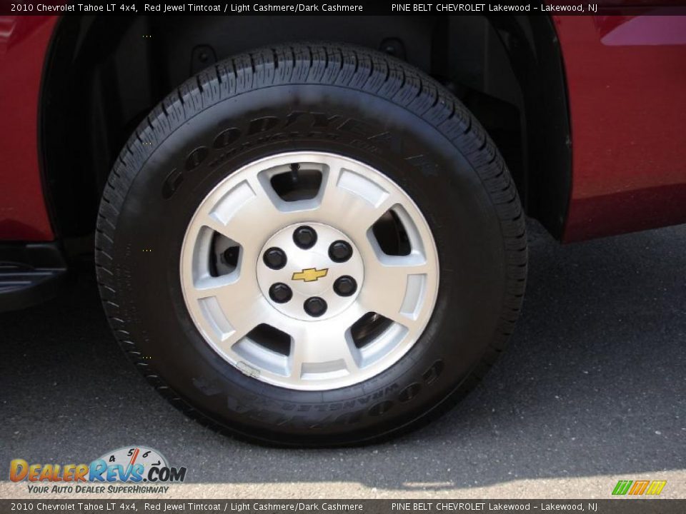 2010 Chevrolet Tahoe LT 4x4 Red Jewel Tintcoat / Light Cashmere/Dark Cashmere Photo #8