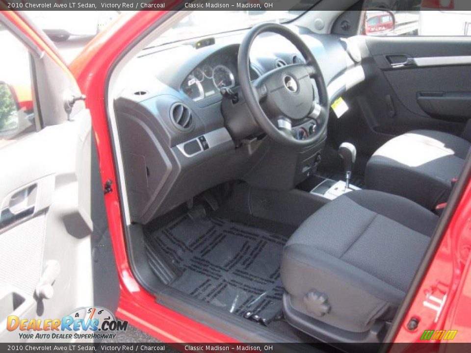 2010 Chevrolet Aveo LT Sedan Victory Red / Charcoal Photo #8