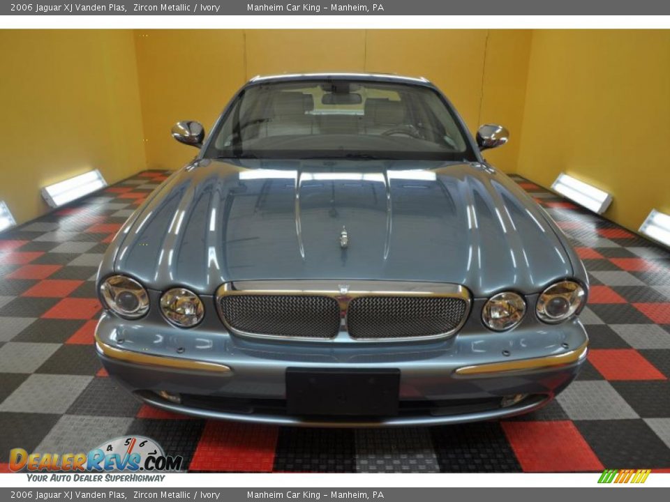2006 Jaguar XJ Vanden Plas Zircon Metallic / Ivory Photo #2