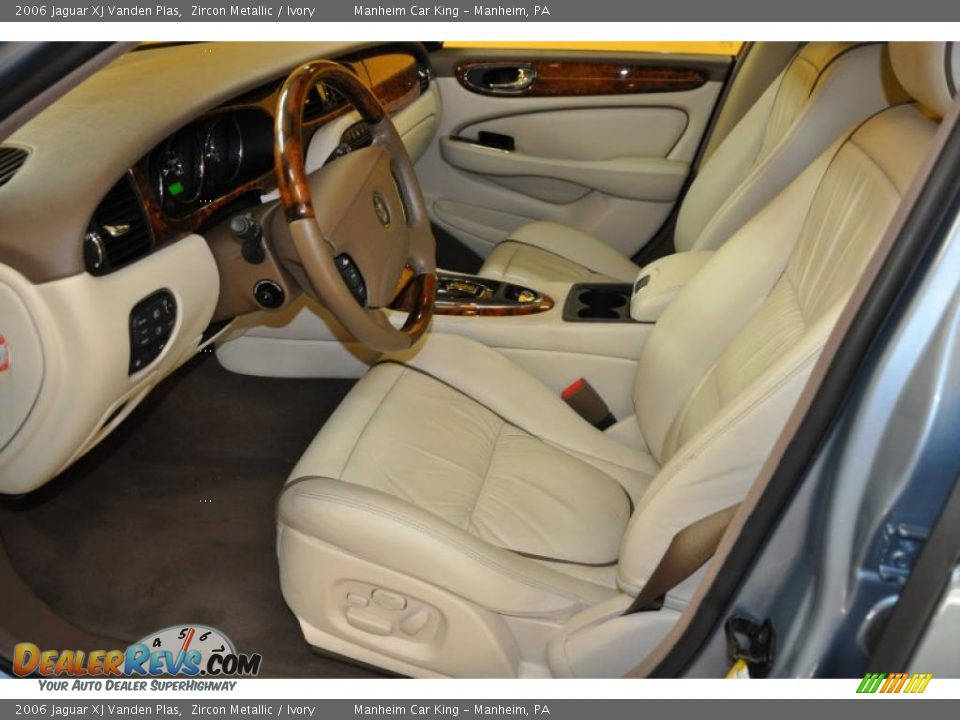 2006 Jaguar XJ Vanden Plas Zircon Metallic / Ivory Photo #14