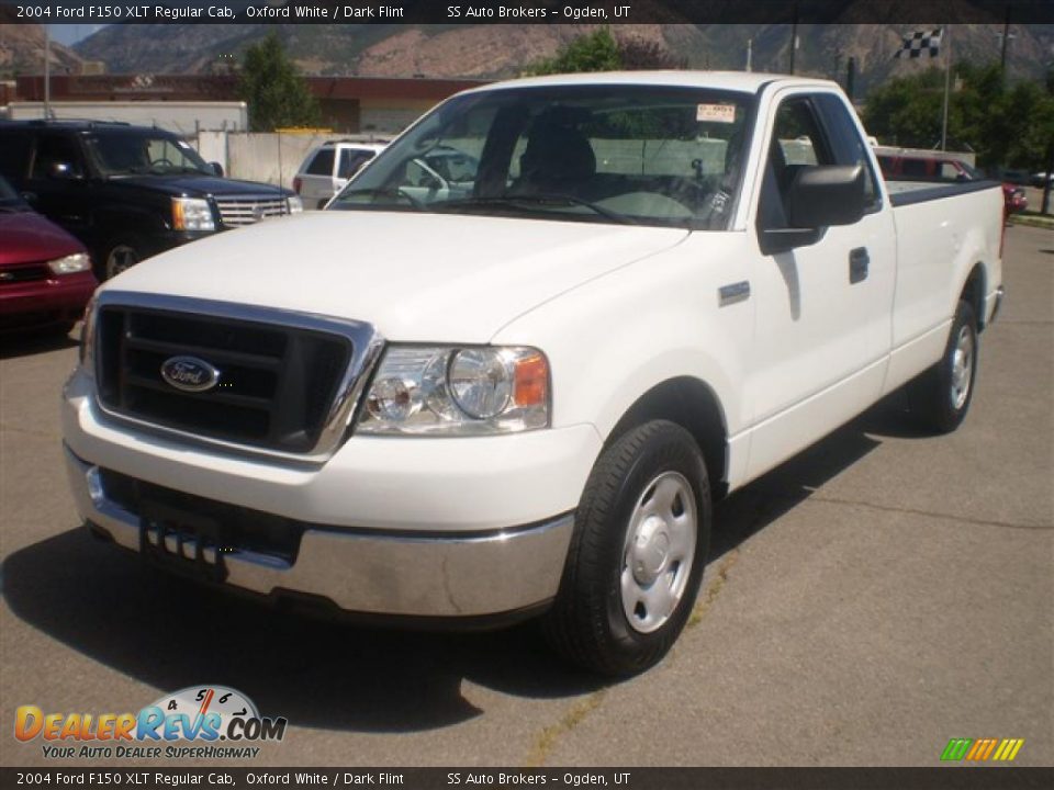 2004 Ford F150 XLT Regular Cab Oxford White / Dark Flint Photo #2
