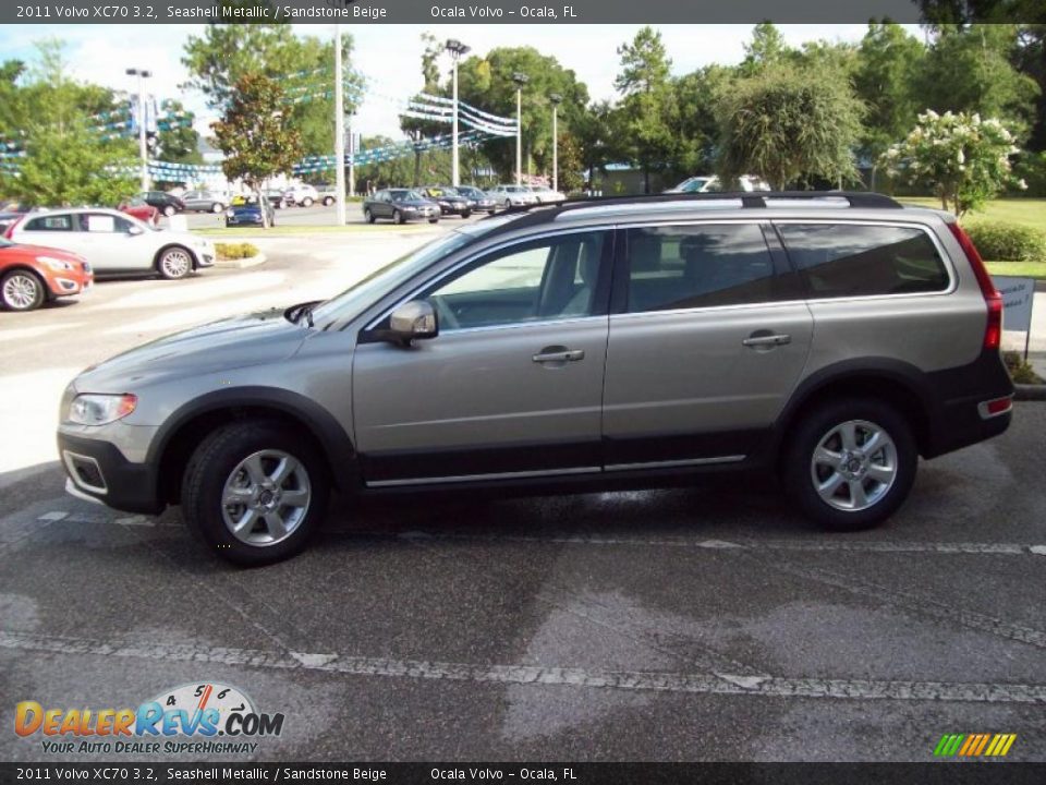 2011 Volvo XC70 3.2 Seashell Metallic / Sandstone Beige Photo #2