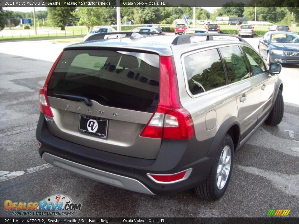 2011 Volvo XC70 3.2 Seashell Metallic / Sandstone Beige Photo #3