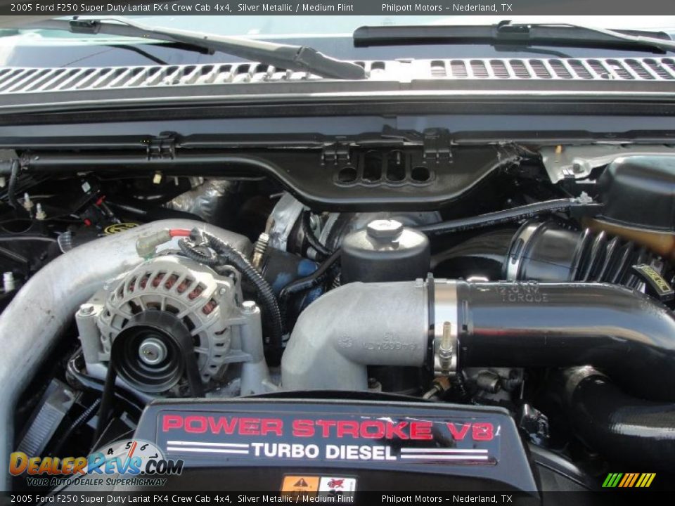 2005 Ford F250 Super Duty Lariat FX4 Crew Cab 4x4 Silver Metallic / Medium Flint Photo #27
