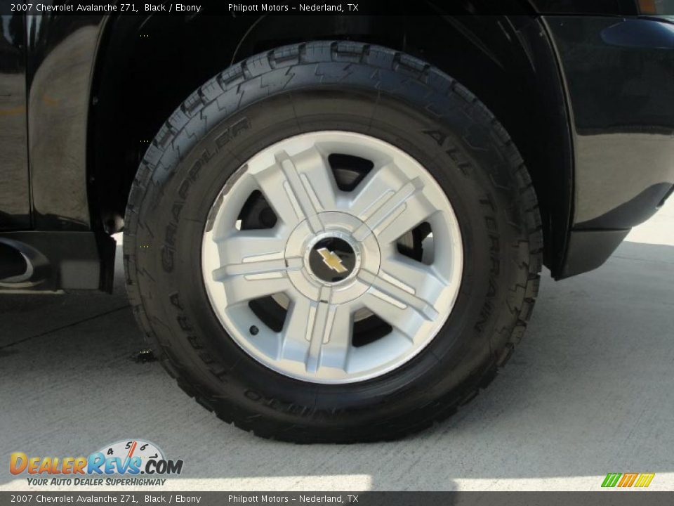 2007 Chevrolet Avalanche Z71 Black / Ebony Photo #16