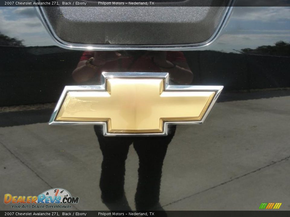 2007 Chevrolet Avalanche Z71 Black / Ebony Photo #22