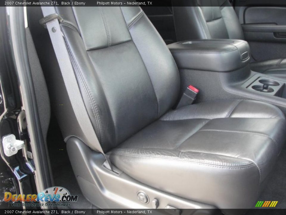 2007 Chevrolet Avalanche Z71 Black / Ebony Photo #33