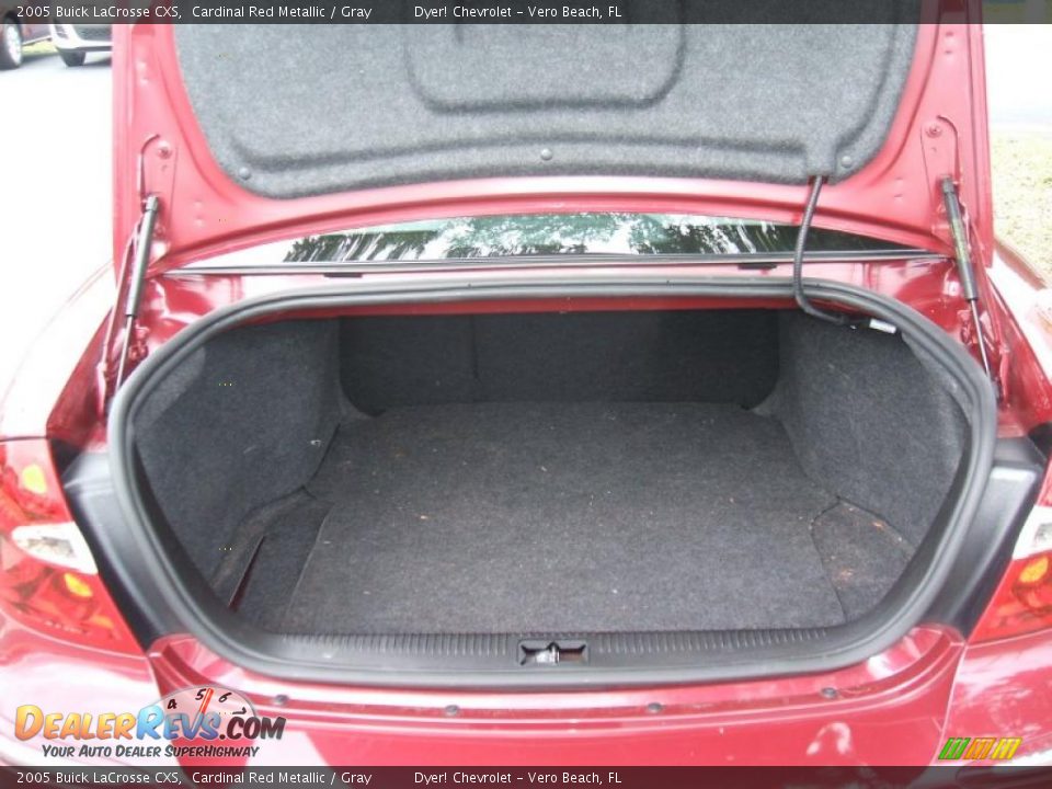 2005 Buick LaCrosse CXS Cardinal Red Metallic / Gray Photo #16