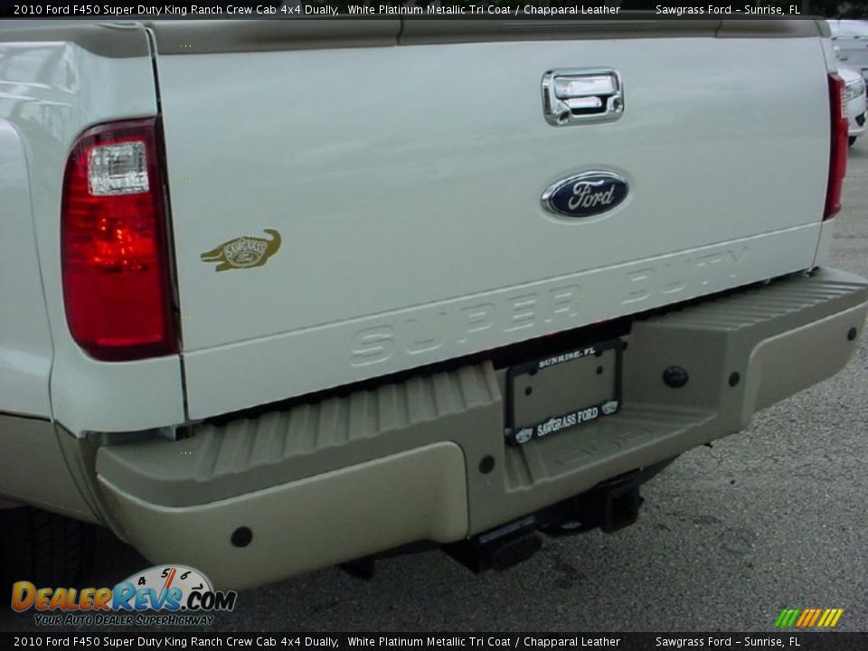 2010 Ford F450 Super Duty King Ranch Crew Cab 4x4 Dually White Platinum Metallic Tri Coat / Chapparal Leather Photo #7