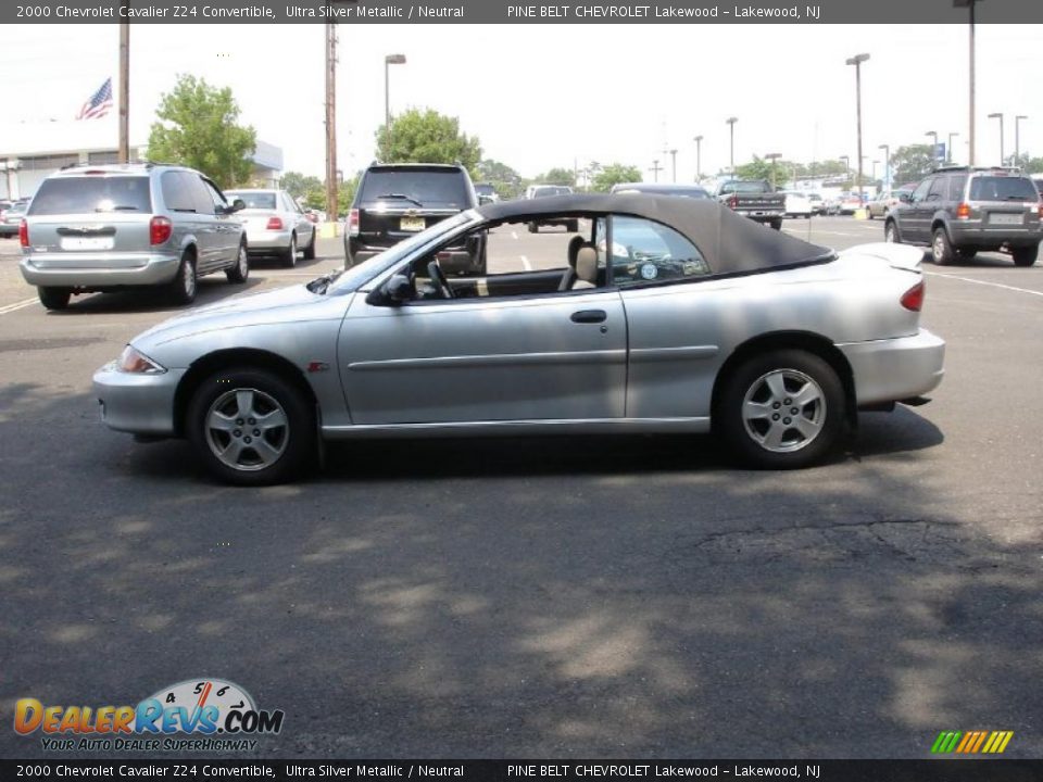 2000 Chevrolet Cavalier Z24 Convertible Ultra Silver Metallic / Neutral Photo #9