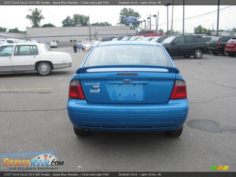 2007 Ford Focus ZX4 SES Sedan Aqua Blue Metallic / Charcoal/Light Flint Photo #3