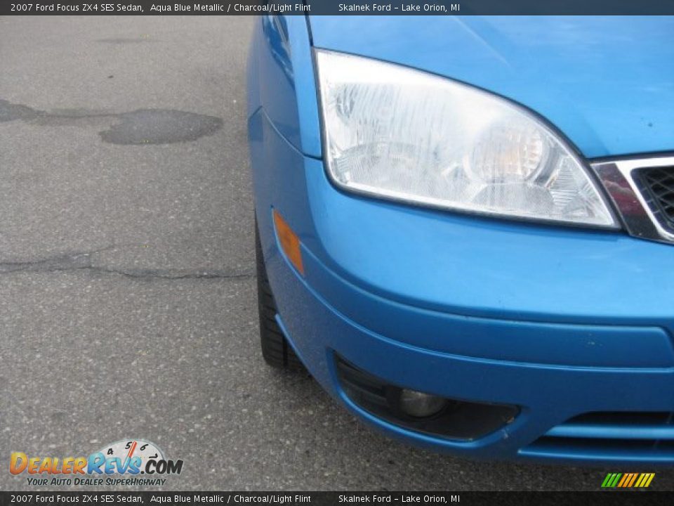 2007 Ford Focus ZX4 SES Sedan Aqua Blue Metallic / Charcoal/Light Flint Photo #10