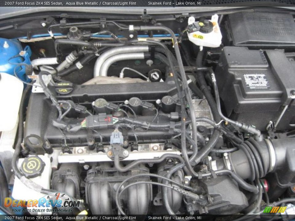 2007 Ford Focus ZX4 SES Sedan Aqua Blue Metallic / Charcoal/Light Flint Photo #28