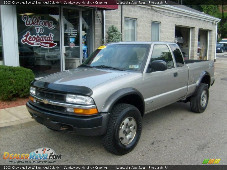 2003 Chevrolet S10 LS Extended Cab 4x4 Sandalwood Metallic / Graphite Photo #1