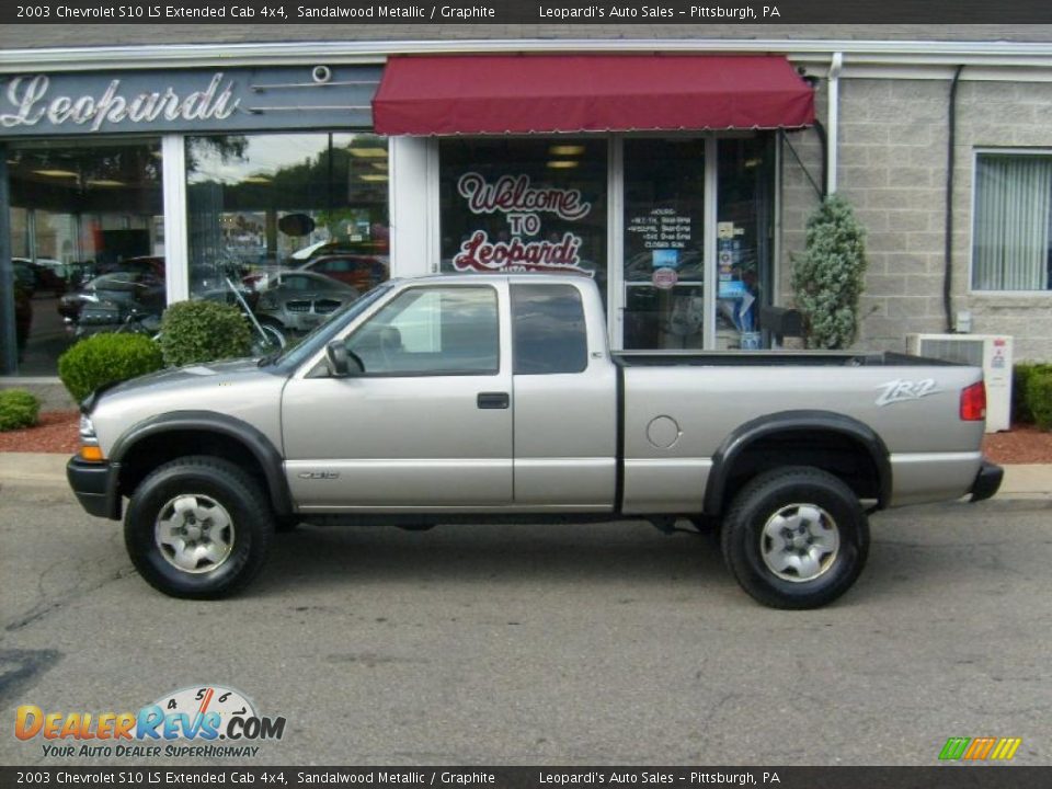 2003 Chevrolet S10 LS Extended Cab 4x4 Sandalwood Metallic / Graphite Photo #2