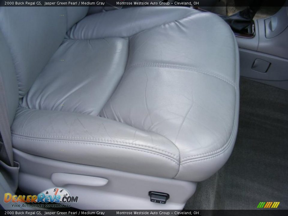 2000 Buick Regal GS Jasper Green Pearl / Medium Gray Photo #14
