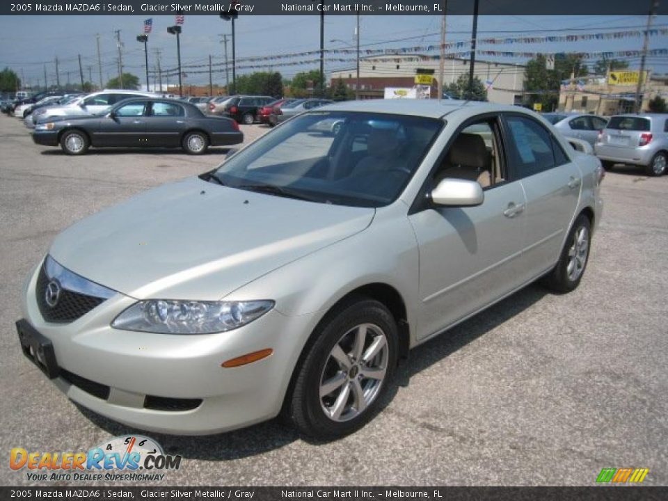 2005 Mazda MAZDA6 i Sedan Glacier Silver Metallic / Gray Photo #9