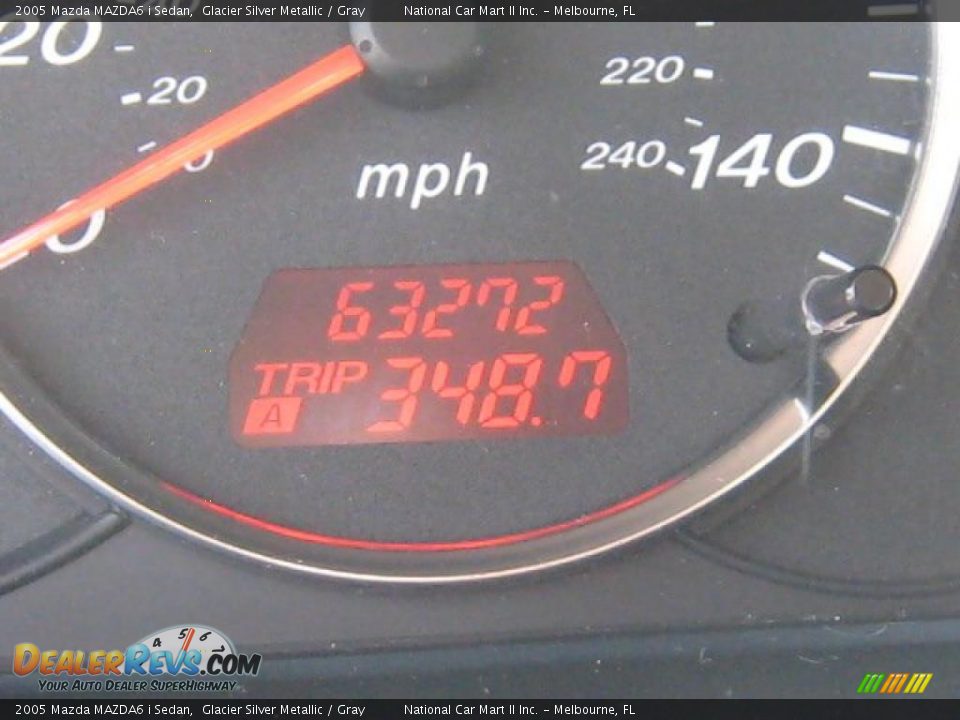 2005 Mazda MAZDA6 i Sedan Glacier Silver Metallic / Gray Photo #13