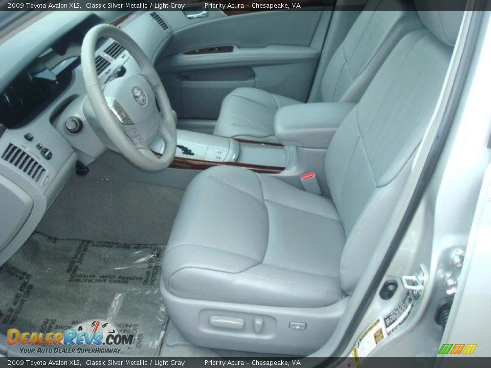 2009 Toyota Avalon XLS Classic Silver Metallic / Light Gray Photo #10