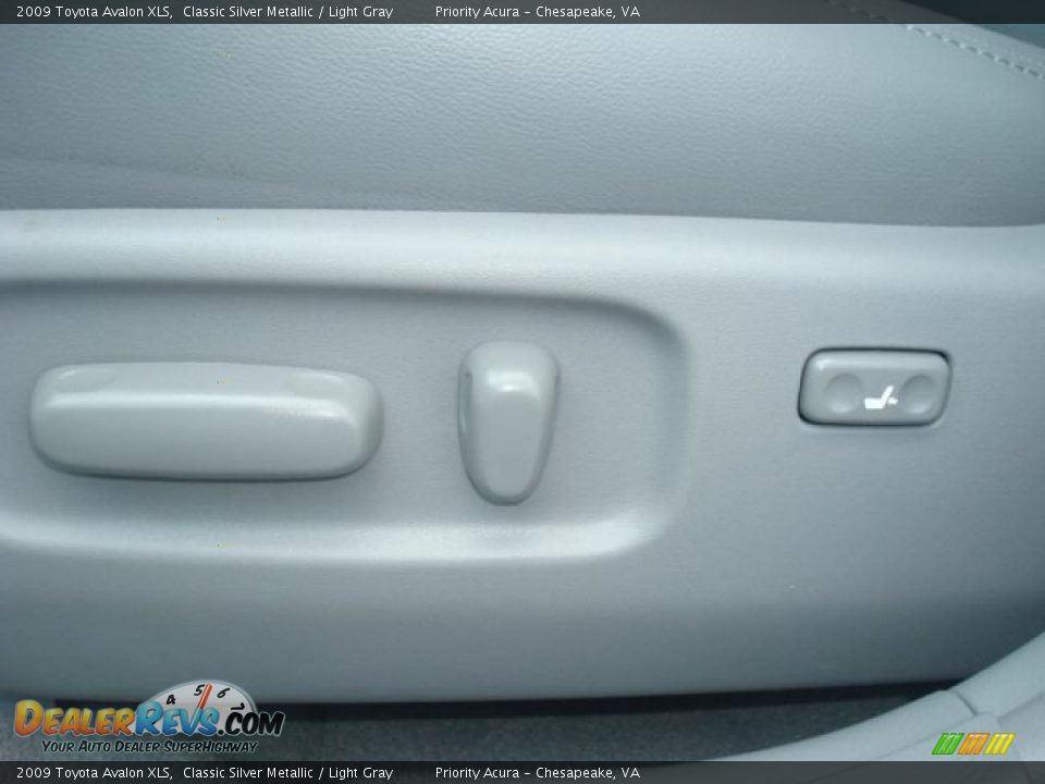 2009 Toyota Avalon XLS Classic Silver Metallic / Light Gray Photo #14