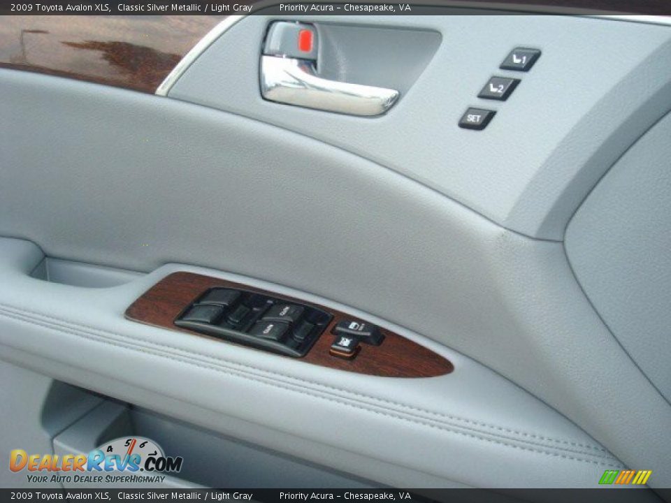 2009 Toyota Avalon XLS Classic Silver Metallic / Light Gray Photo #15