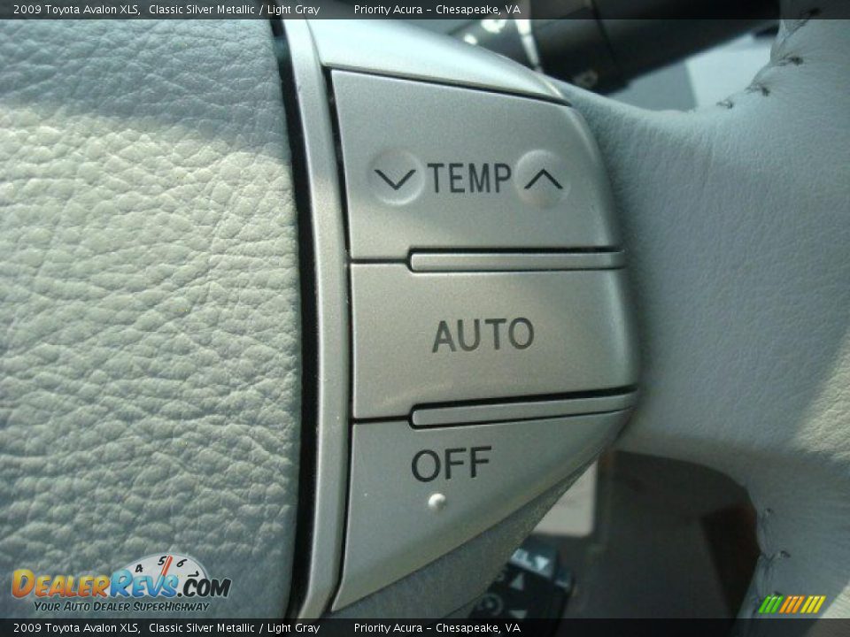 2009 Toyota Avalon XLS Classic Silver Metallic / Light Gray Photo #26