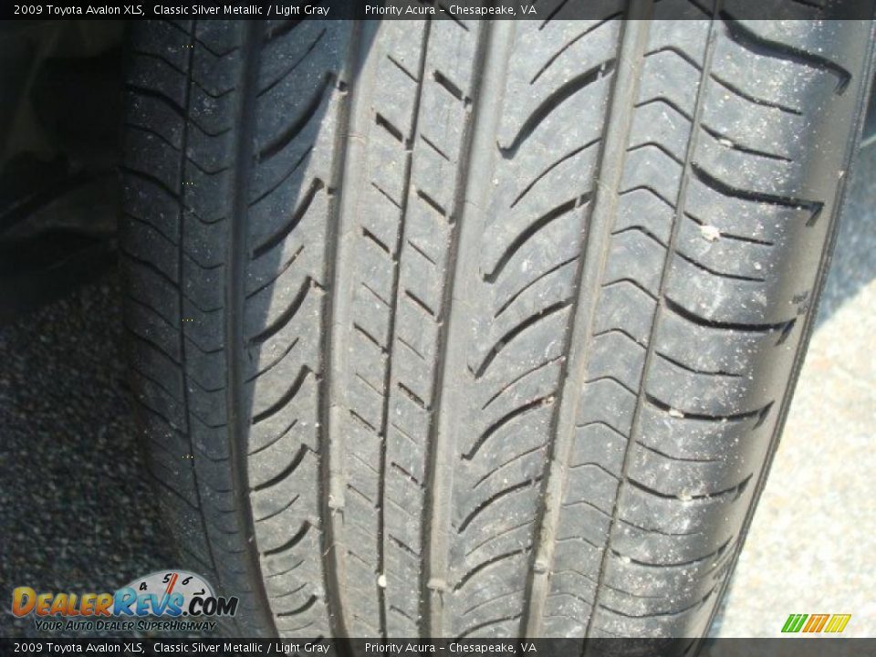 2009 Toyota Avalon XLS Classic Silver Metallic / Light Gray Photo #30