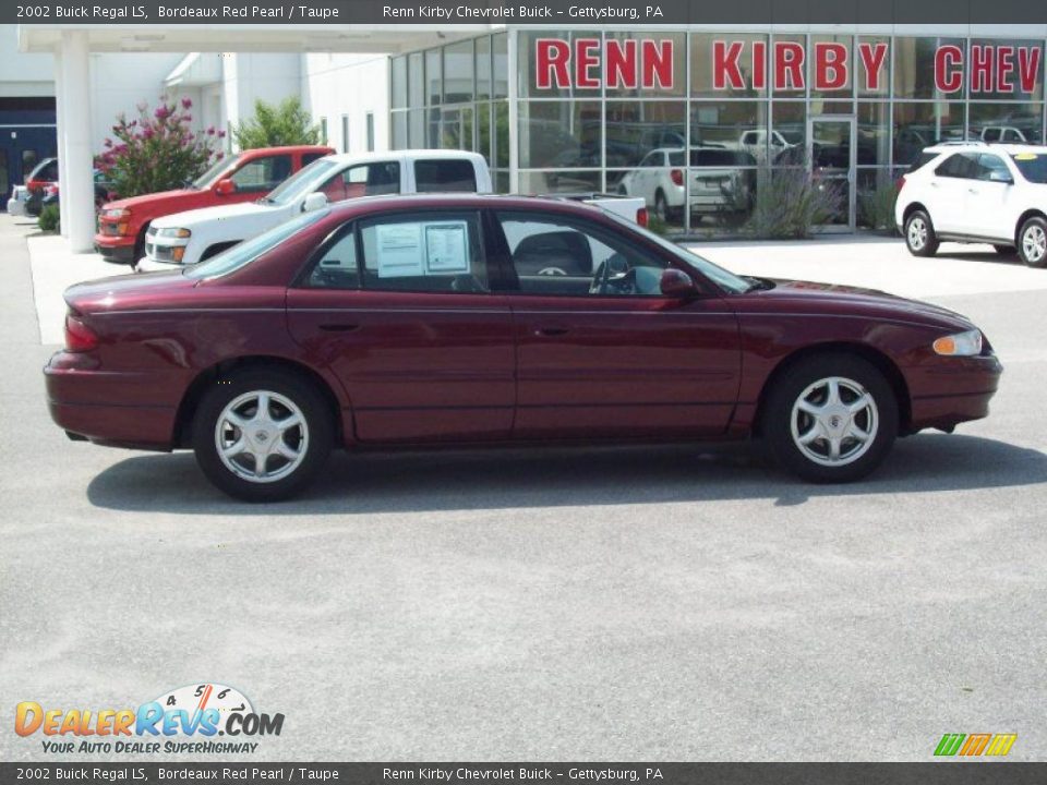 2002 Buick Regal LS Bordeaux Red Pearl / Taupe Photo #3