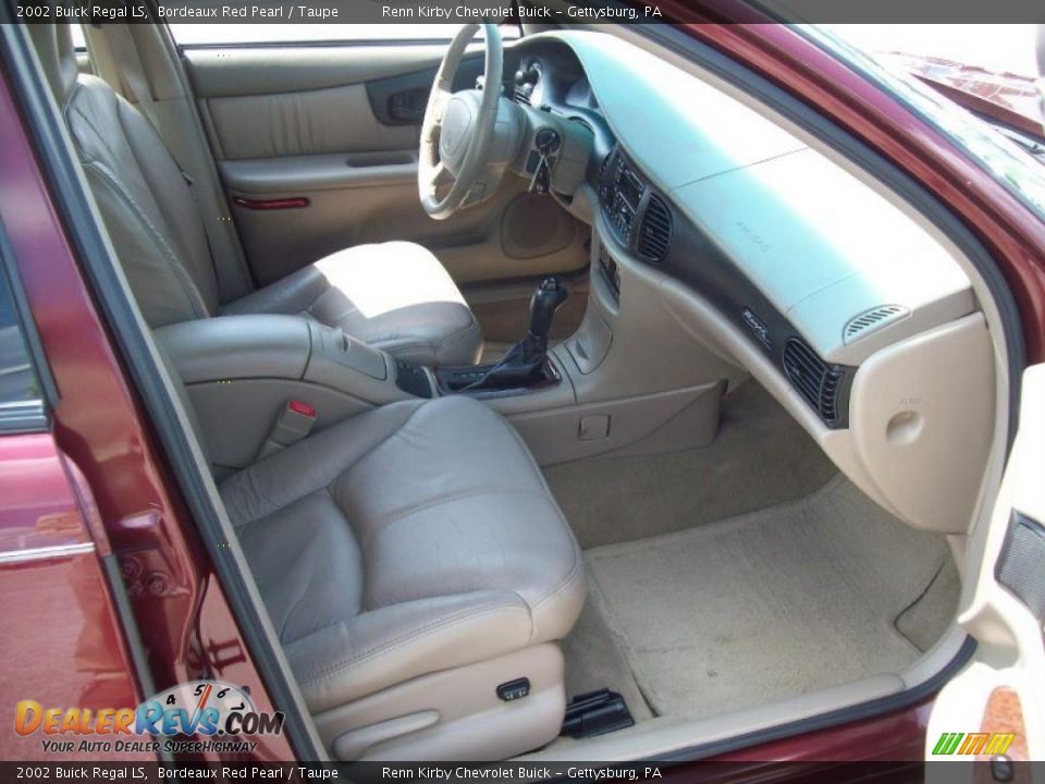 2002 Buick Regal LS Bordeaux Red Pearl / Taupe Photo #5