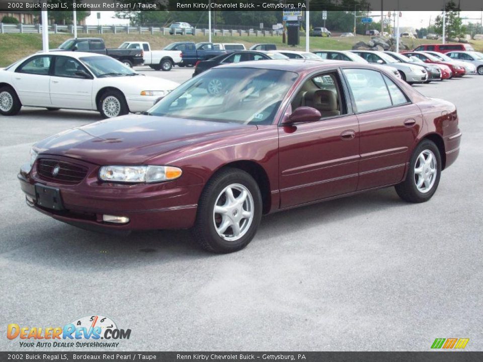 2002 Buick Regal LS Bordeaux Red Pearl / Taupe Photo #11