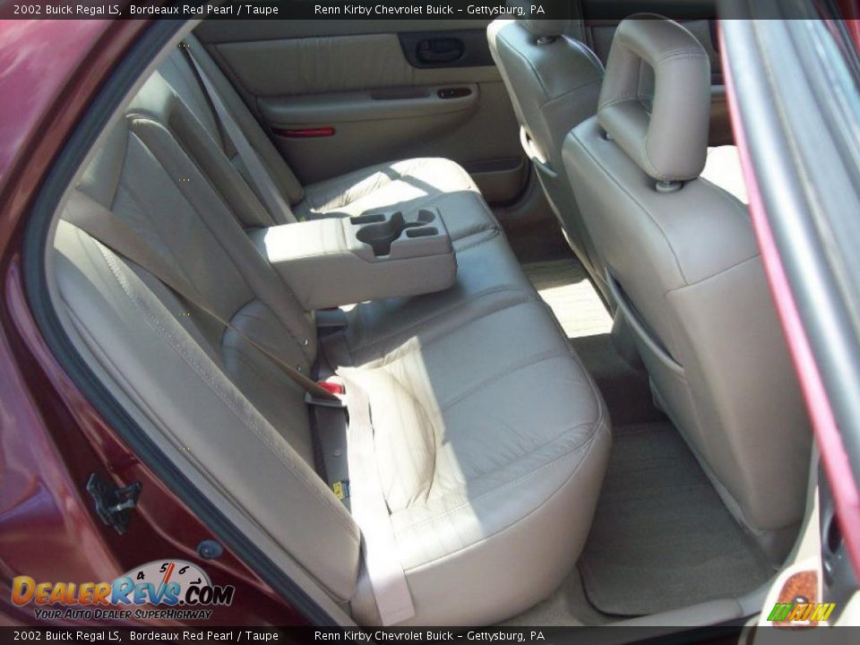 2002 Buick Regal LS Bordeaux Red Pearl / Taupe Photo #26