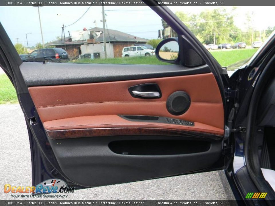 2006 BMW 3 Series 330i Sedan Monaco Blue Metallic / Terra/Black Dakota Leather Photo #14