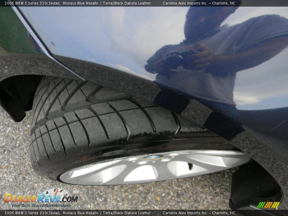 2006 BMW 3 Series 330i Sedan Monaco Blue Metallic / Terra/Black Dakota Leather Photo #26