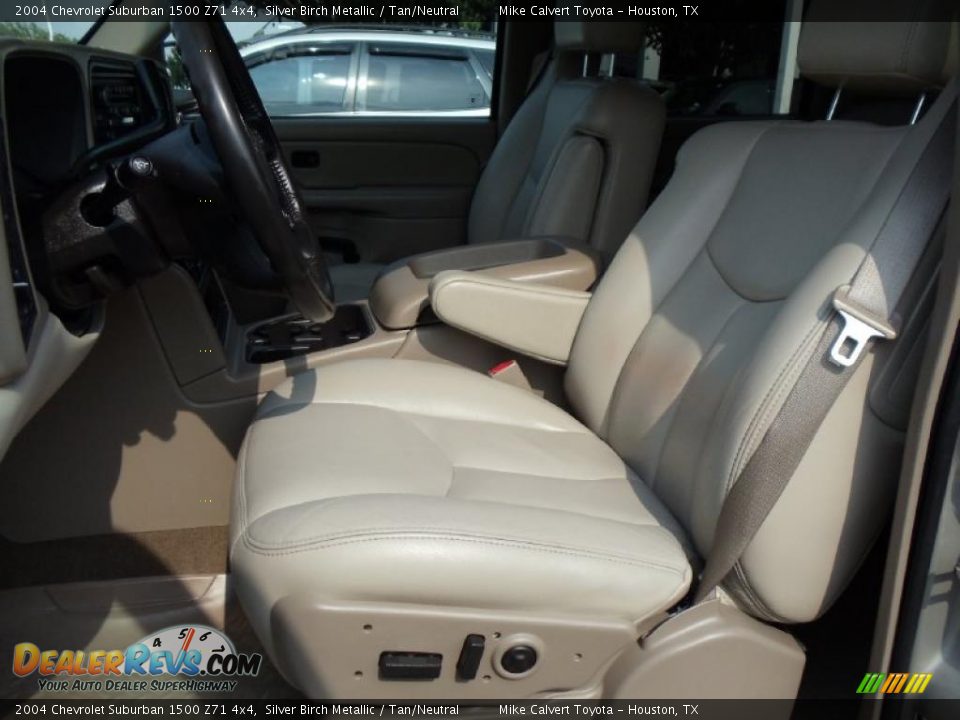 2004 Chevrolet Suburban 1500 Z71 4x4 Silver Birch Metallic / Tan/Neutral Photo #7