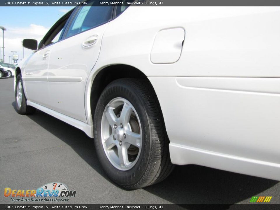 2004 Chevrolet Impala LS White / Medium Gray Photo #12