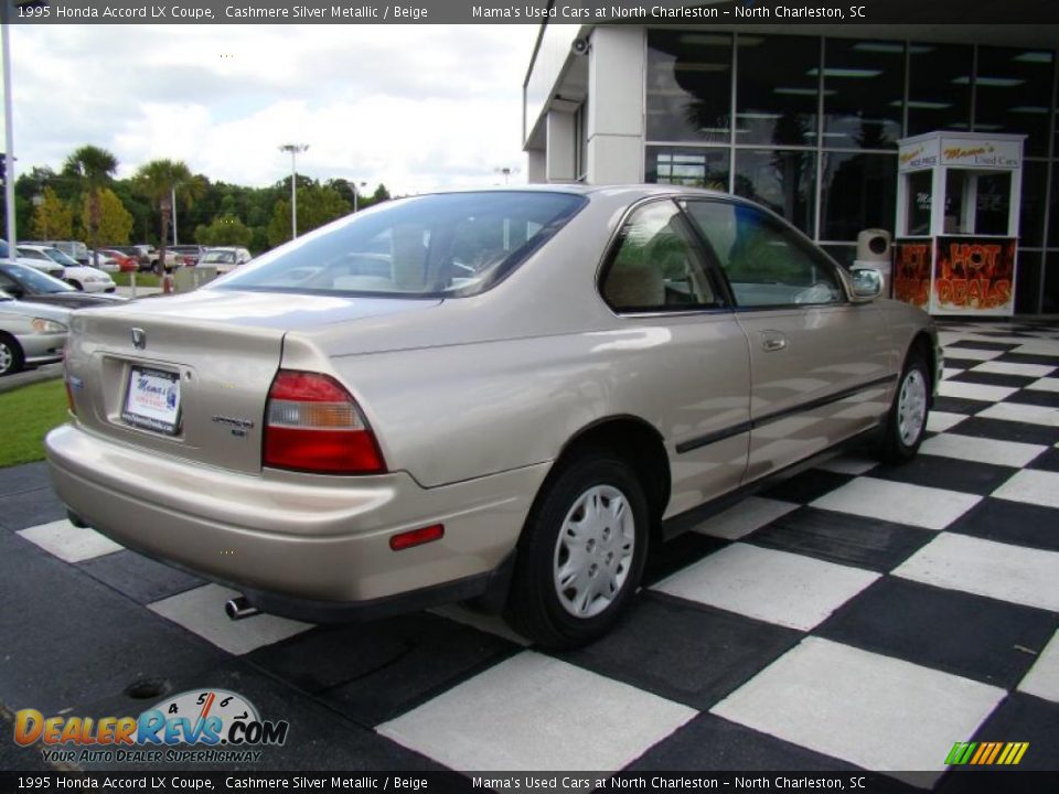 1995 Honda Accord LX Coupe Cashmere Silver Metallic / Beige Photo #7