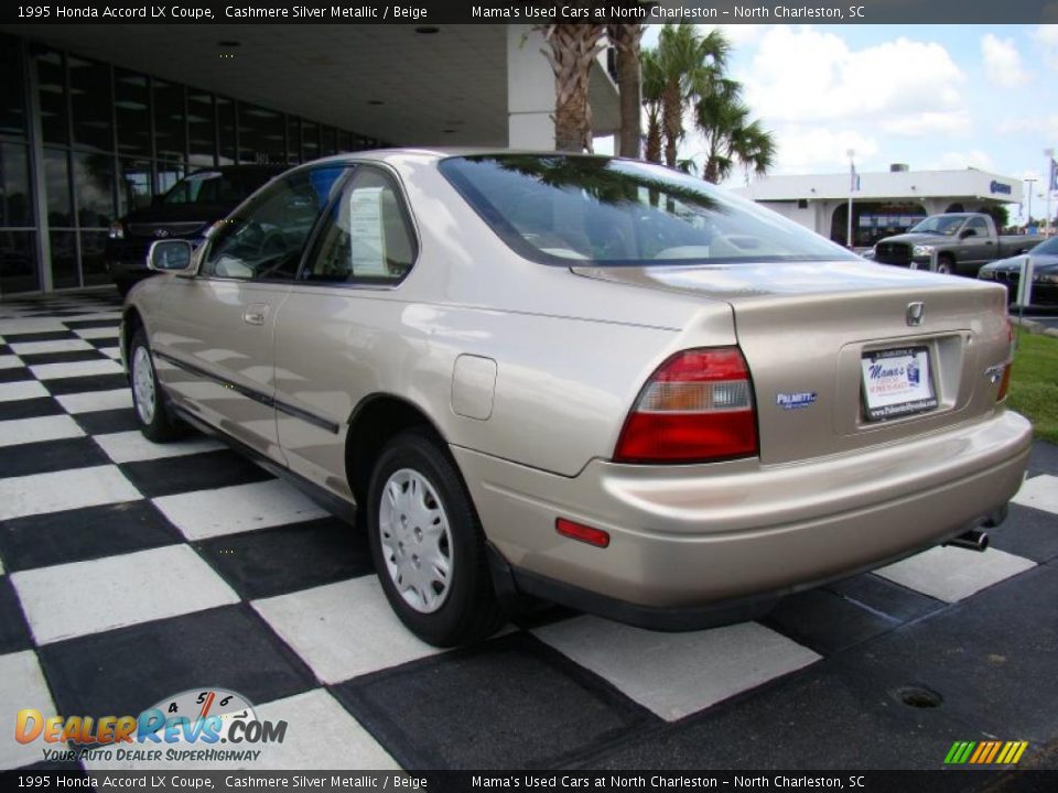 1995 Honda Accord LX Coupe Cashmere Silver Metallic / Beige Photo #9