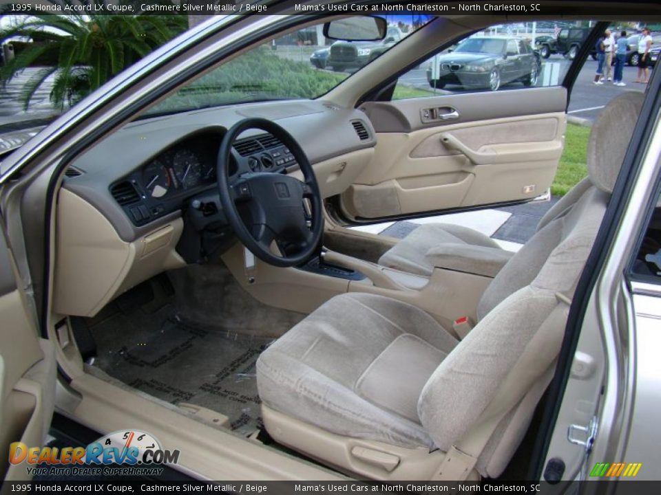 1995 Honda Accord LX Coupe Cashmere Silver Metallic / Beige Photo #10