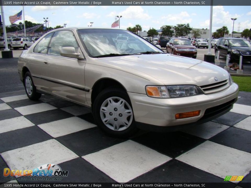 1995 Honda Accord LX Coupe Cashmere Silver Metallic / Beige Photo #25