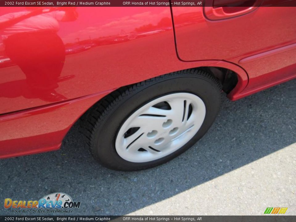 2002 Ford Escort SE Sedan Bright Red / Medium Graphite Photo #11