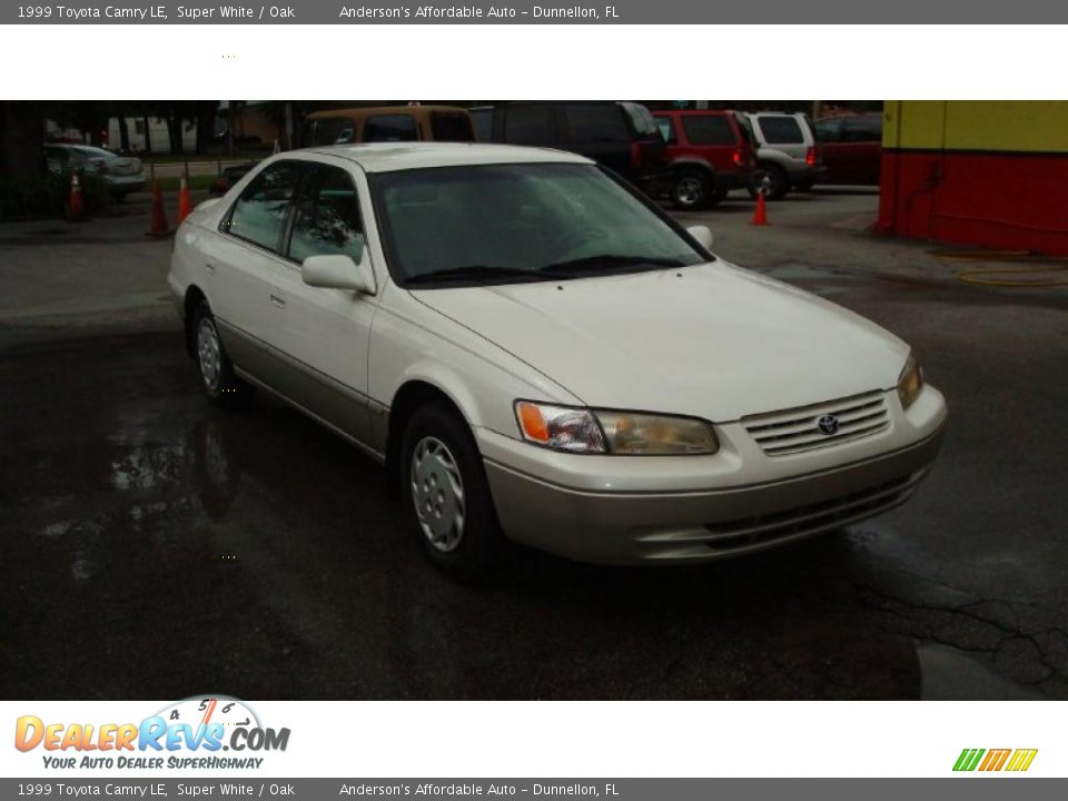 1999 Toyota Camry LE Super White / Oak Photo #1