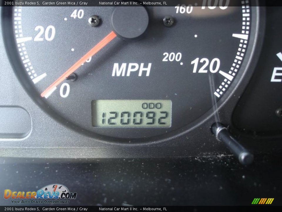 2001 Isuzu Rodeo S Garden Green Mica / Gray Photo #7