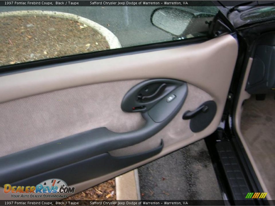 1997 Pontiac Firebird Coupe Black / Taupe Photo #6